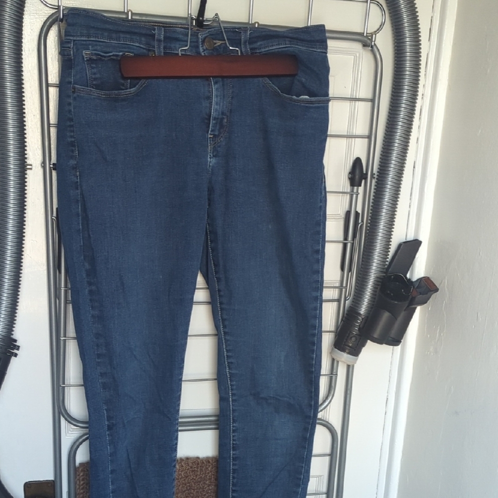 Levi's Classic Blue Skinny Jeans for Women